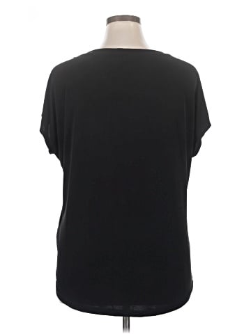 Chico's Short Sleeve T-Shirt (view 2)