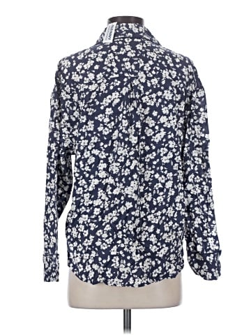 Old Navy Long Sleeve Button-Down Shirt (view 2)