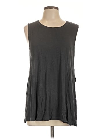 Alo Yoga Sleeveless T-Shirt (view 1)