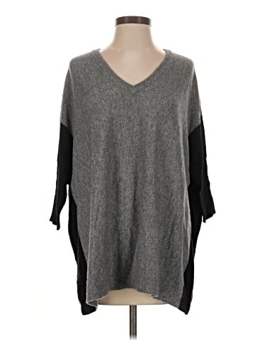 Acrobat Poncho (view 1)