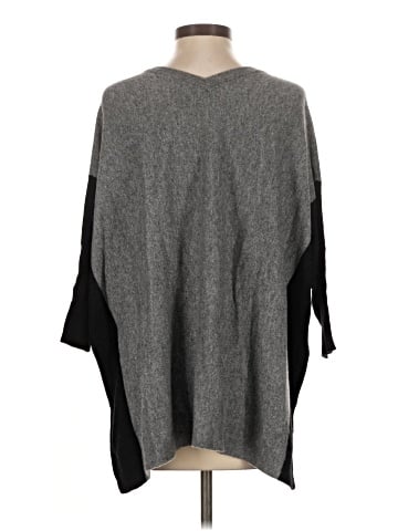 Acrobat Poncho (view 2)