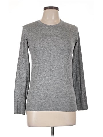 Lululemon Athletica 3/4 Sleeve T-Shirt (view 1)