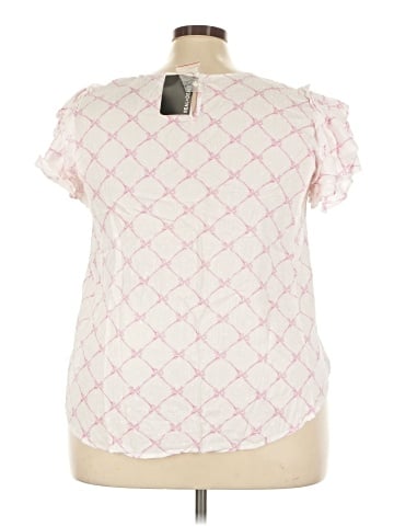 Peach Sleeveless Blouse (view 2)