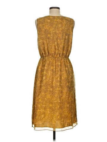 Banana Republic Heritage Collection Casual Dress (view 2)