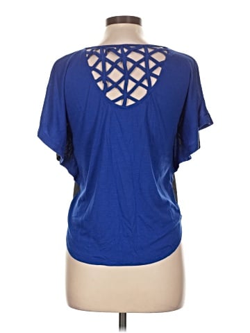 Bongo Short Sleeve Top (view 2)