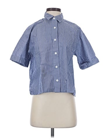 XXI Short Sleeve Button-Down Shirt (view 1)