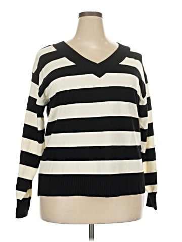 Lane Bryant 3/4 Sleeve T-Shirt (view 1)
