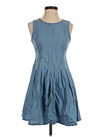 Romeo & Juliet Couture Casual Dress (view 1)
