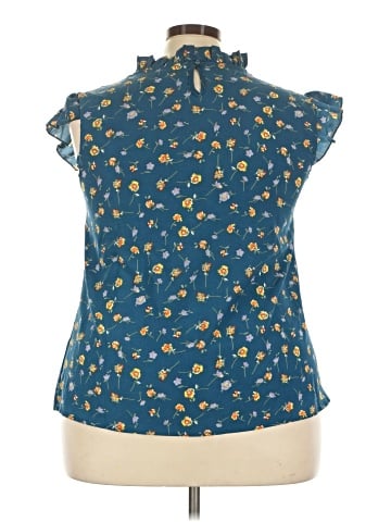 Unbranded Sleeveless Blouse (view 2)