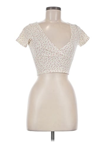 Brandy Melville Short Sleeve T-Shirt (view 1)