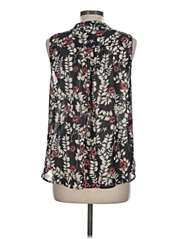 Fun2Fun Sleeveless Blouse (view 2)