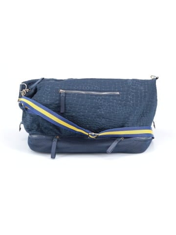 Stella & Dot Weekender (view 1)