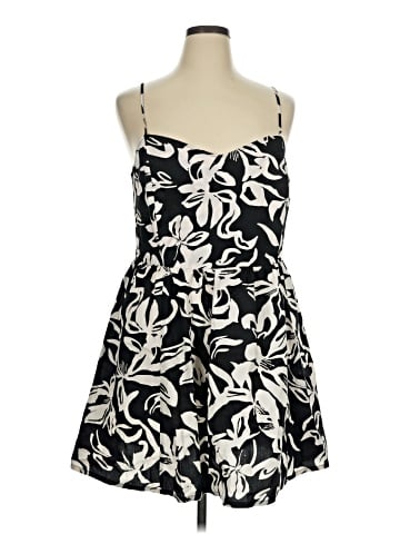H&M Sleeveless Top (view 1)
