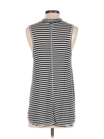 Pure & Good Sleeveless T-Shirt (view 2)