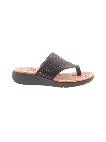 Baretraps Sandals (view 1)