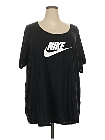 Nike Short Sleeve T-Shirt (view 1)
