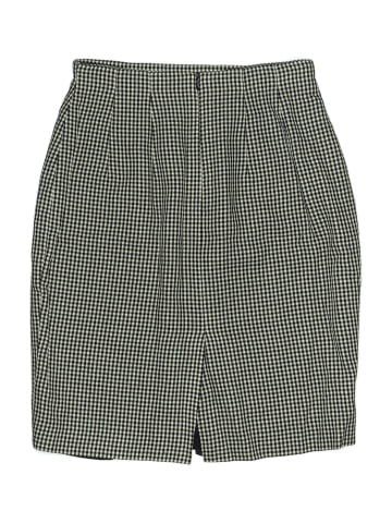 Valerie Stevens Shorts (view 2)