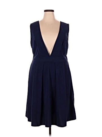 BLOOMCHIC Cocktail Dress (view 1)