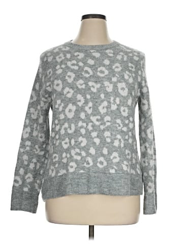 Old Navy Pullover Sweater (view 1)