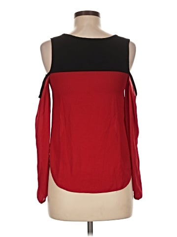 A'gaci Sleeveless Blouse (view 2)