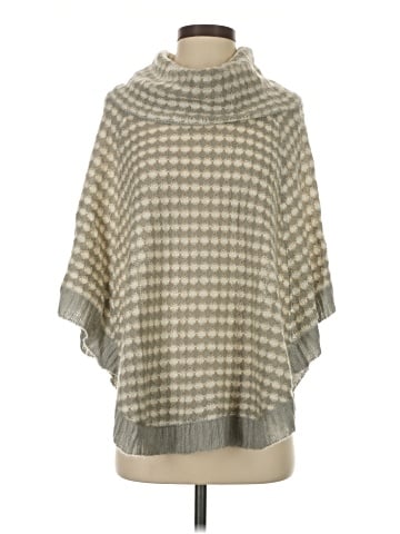 Carolyn Taylor Poncho (view 1)