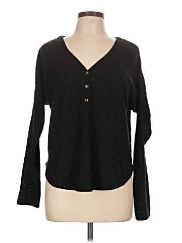 colsie Long Sleeve Henley (view 1)