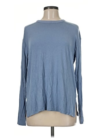 American Eagle Outfitters Long Sleeve T-Shirt (view 1)