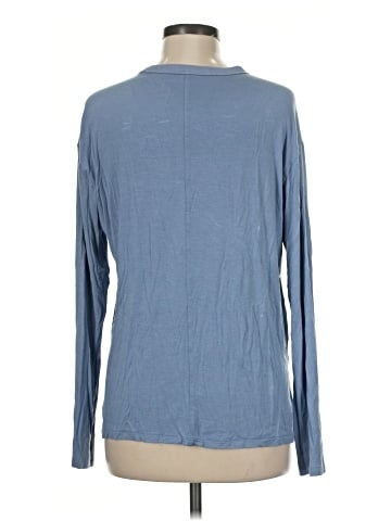 American Eagle Outfitters Long Sleeve T-Shirt (view 2)