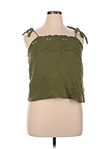 Universal Thread Sleeveless Top (view 1)