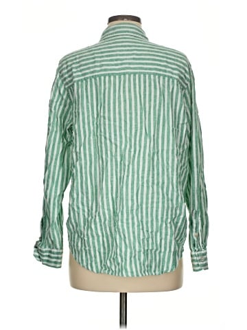 Universal Thread Long Sleeve Button-Down Shirt (view 2)