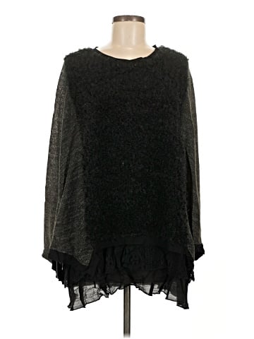 Lulu Poncho (view 1)