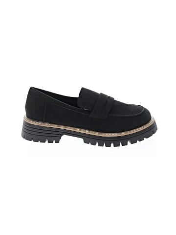 Unbranded Flats (view 1)