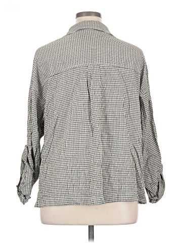 Max Studio 3/4 Sleeve Button-Down Shirt (view 2)
