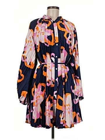 Mud Pie Casual Dress (view 1)