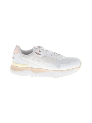 Puma Sneakers (view 1)