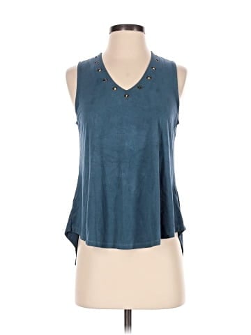 Daytrip Sleeveless Blouse (view 1)