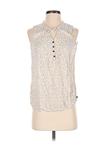 The North Face Sleeveless Button-Down Shirt (view 1)