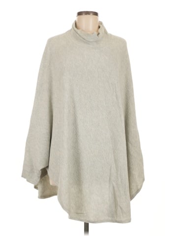Purejill Poncho (view 1)