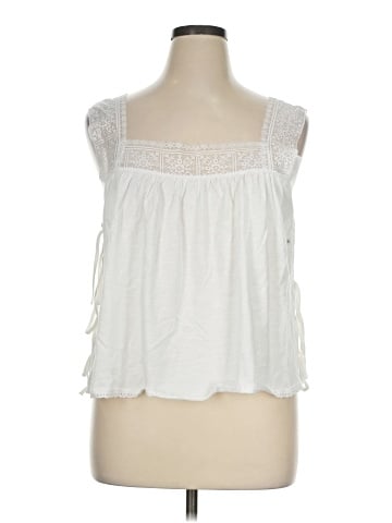 American Eagle Outfitters Tank Top (view 1)