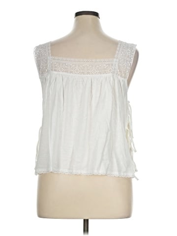 American Eagle Outfitters Tank Top (view 2)