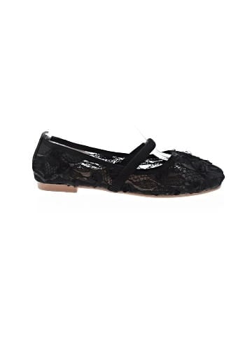 Unbranded Flats (view 1)