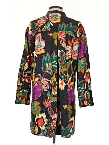 Natori Kimono (view 2)