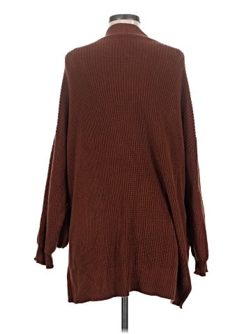 Universal Thread Kimono (view 2)