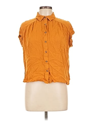 Rose + Olive Sleeveless Button-Down Shirt (view 1)