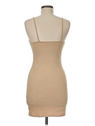 Urban Outfitters Casual Dress (view 2)