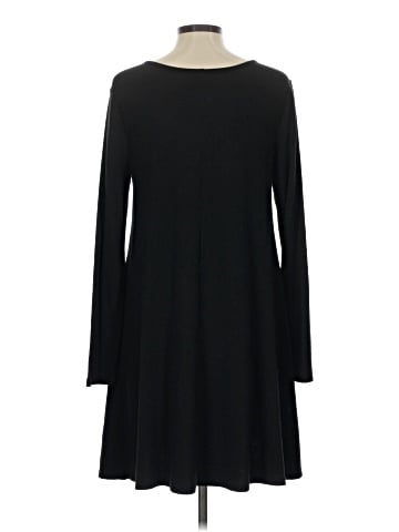 Old Navy Casual Dress (view 2)