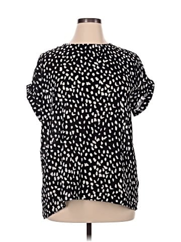 Doe & Rae Short Sleeve T-Shirt (view 1)