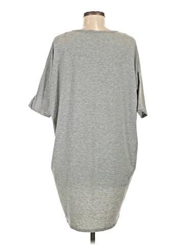 Lularoe 3/4 Sleeve T-Shirt (view 2)