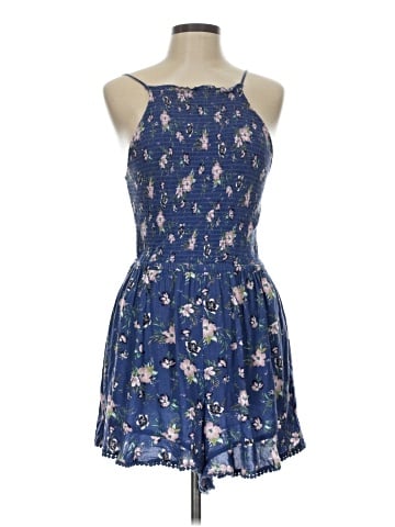 American Eagle Outfitters Sleeveless Top (view 1)