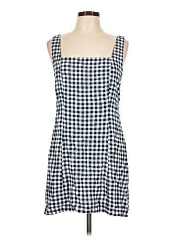 Old Navy Casual Dress (view 1)